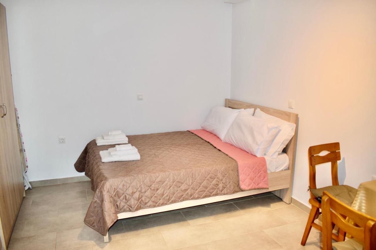 Κουλουντρη Simi Exterior foto